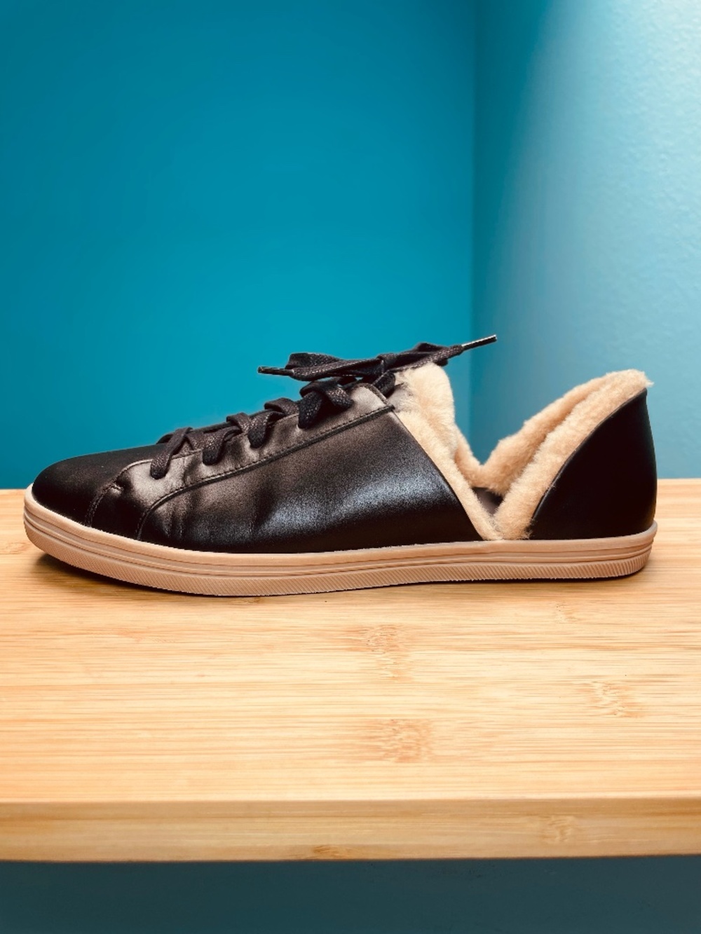 Freda Salvador EDA D'ORSAY Lace Up Sneakers Black Faux Fur Lined Shoes Womens 9